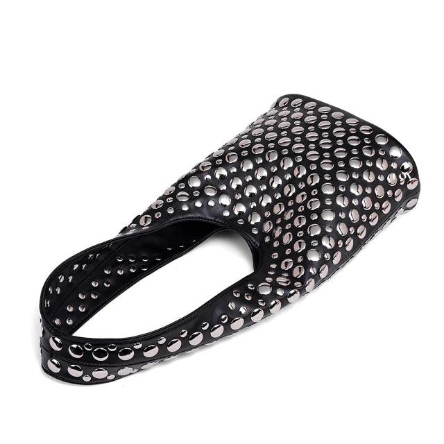 Cartera Dakota